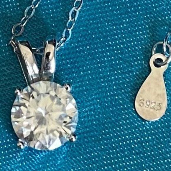 ASQ Spectacular 1ct Moissanite Diamond Necklace - Picture 13 of 16